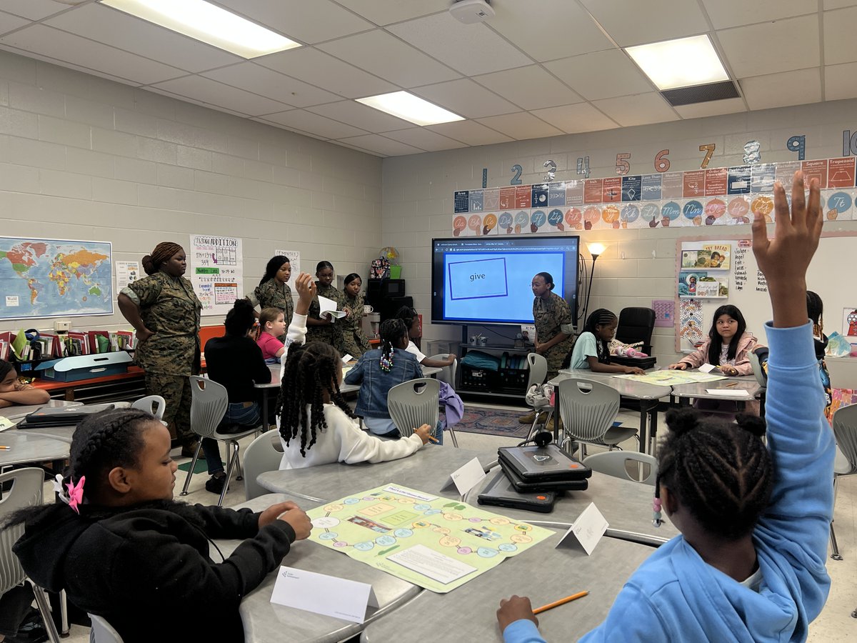 JAofAlabama's tweet image. A great day to be at @grantswoodcs! For the first time ever, Cadets from Shades Valley High School MCROTC program visited Grantswood to teach #JAinaDay to the 3rd grade classes.  TY, Mayor Stewart! We can't wait to be back next year &amp;amp; continue to grow this amazing partnership.