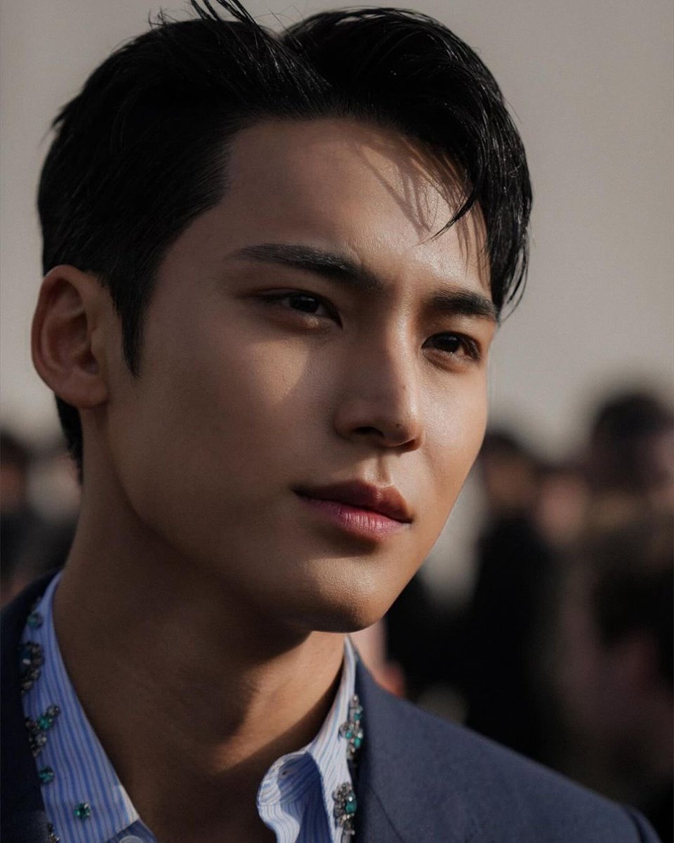 craziest face ever cause who just looks like this