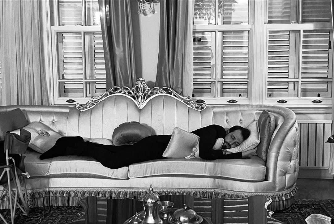 zaman mekan fark etmeksizin bizim uykuya düşkünlük