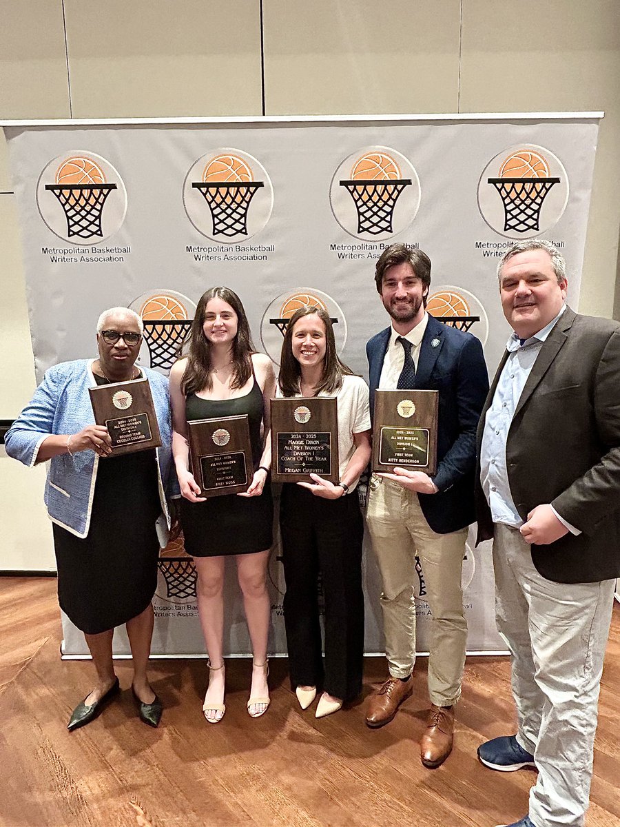 It was a big night at the Annual <a href="/MetBasketballW/">MetBasketballWriters</a> Dinner, where Coach G, Kitty Henderson, Riley Weiss, and Cecelia Collins were all recognized with their All-Met awards 🤩

<a href="/CUCoachG/">Megan Griffith</a> - Maggie Dixon Met Coach of the Year
<a href="/kittyhendo4/">Kitty Henderson</a> - First Team All-Met
<a href="/rileyweiss_/">Riley Weiss</a> - First Team