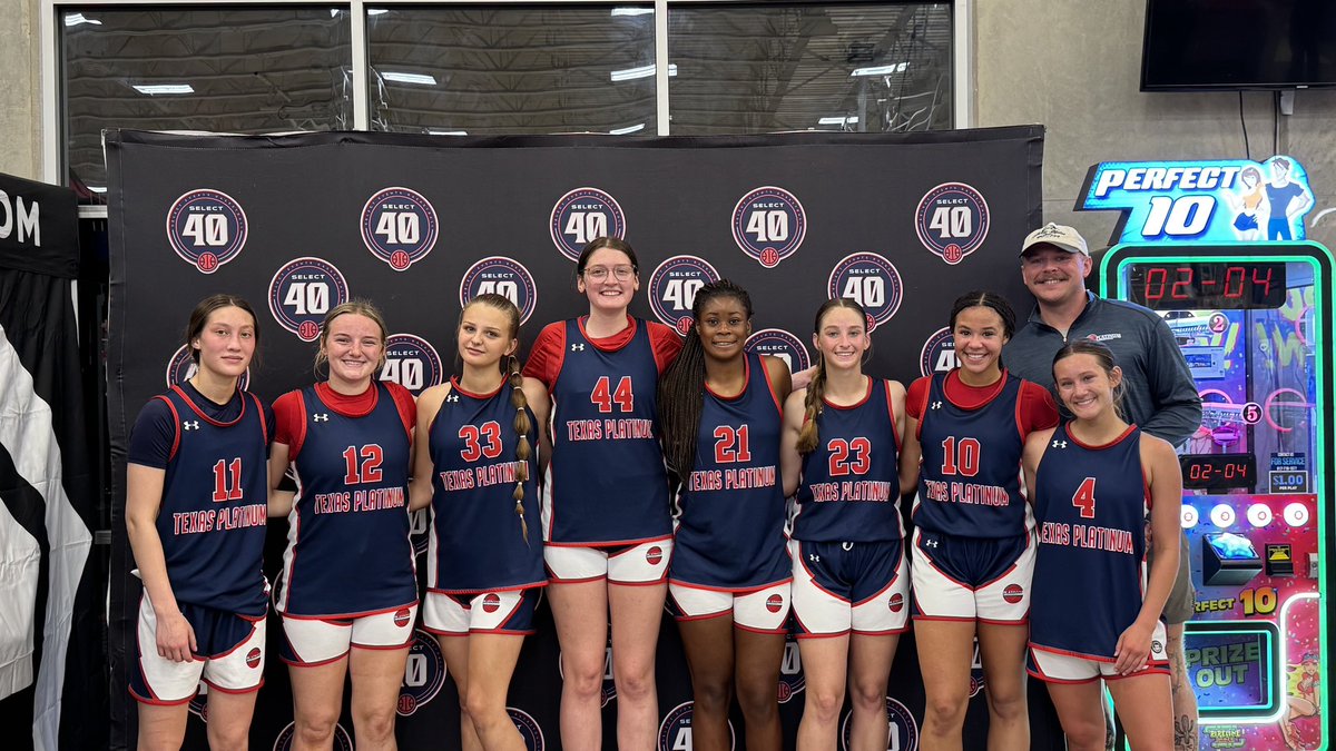 Addison Weeks tweet media