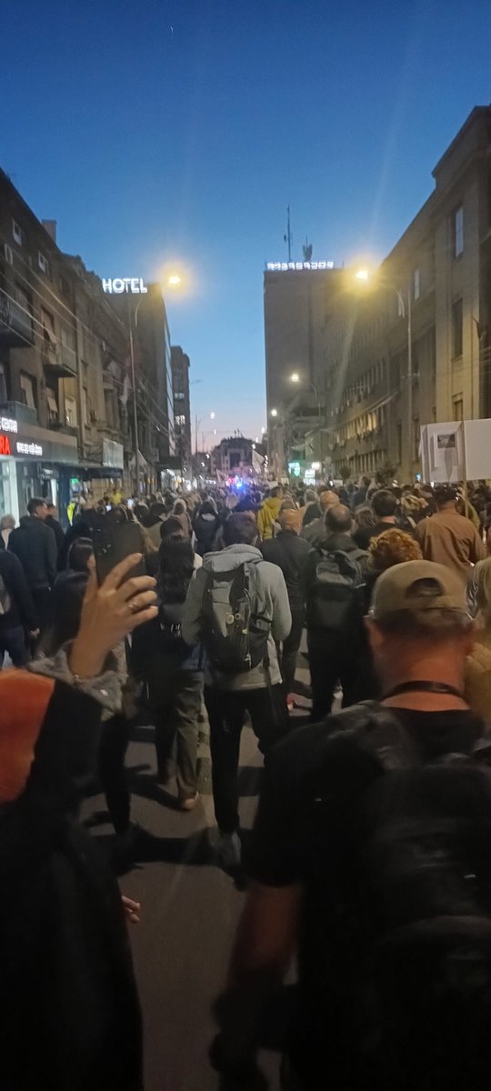 Gagi2905's tweet photo. NIŠ UZ STUDENTE https://t.co/PuJDGnaZ3q