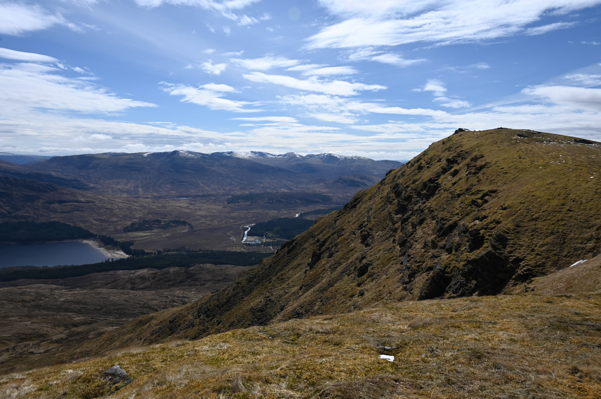 Spurtle284's tweet image. Creag Meagaidh south tops from Moy. 20th April 2025 
kinleyhazel.wordpress.com/2025/04/20/cre…