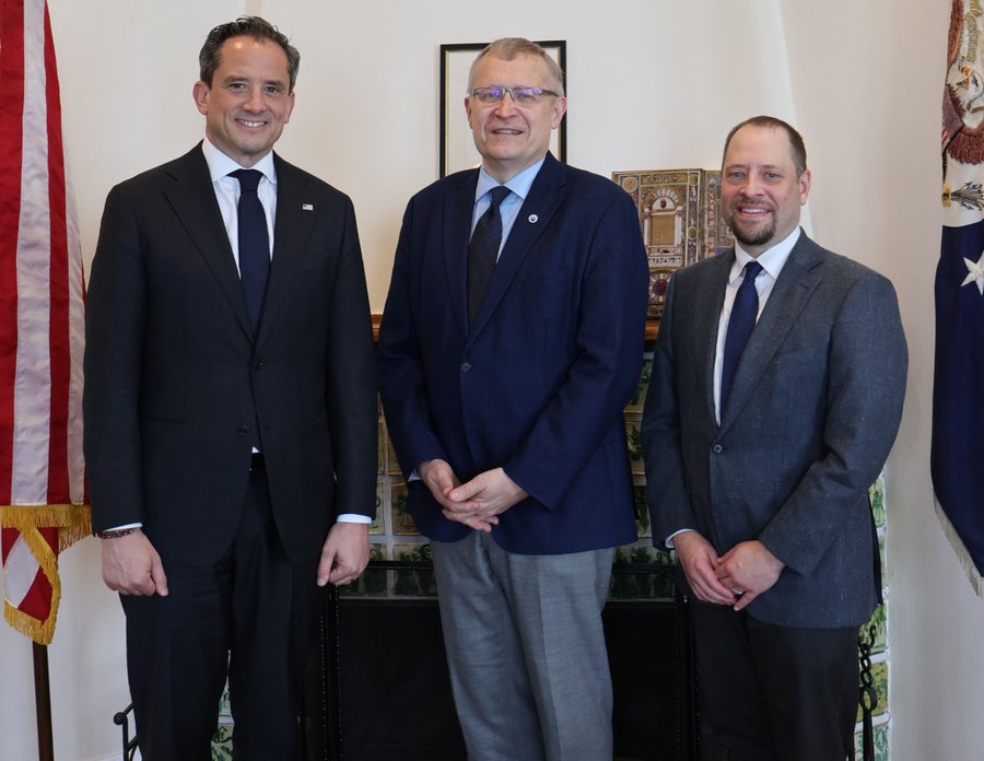 Thank you <a href="/usembbudapest/">U.S. Embassy Budapest</a> for your support of <a href="/FulbrightHU/">Fulbright Hungary</a>