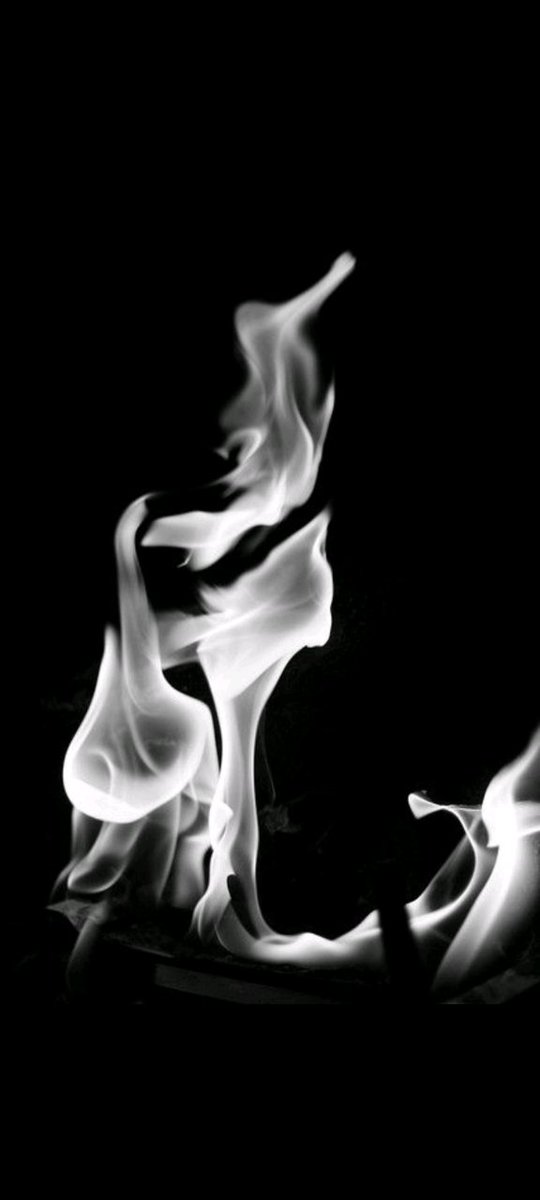 Silvering_Flame tweet media