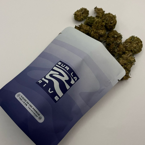 Abonnement CBD Mensuel : La Solution Premium Pour Votre Bien-Être Quotidien | SUR LA RIVE surlarive.com/blogs/news/cbd…