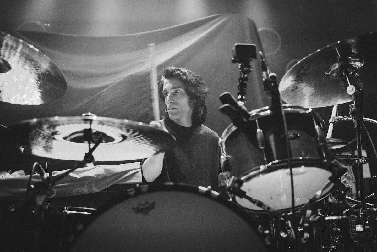 yeah, i be playing drums
