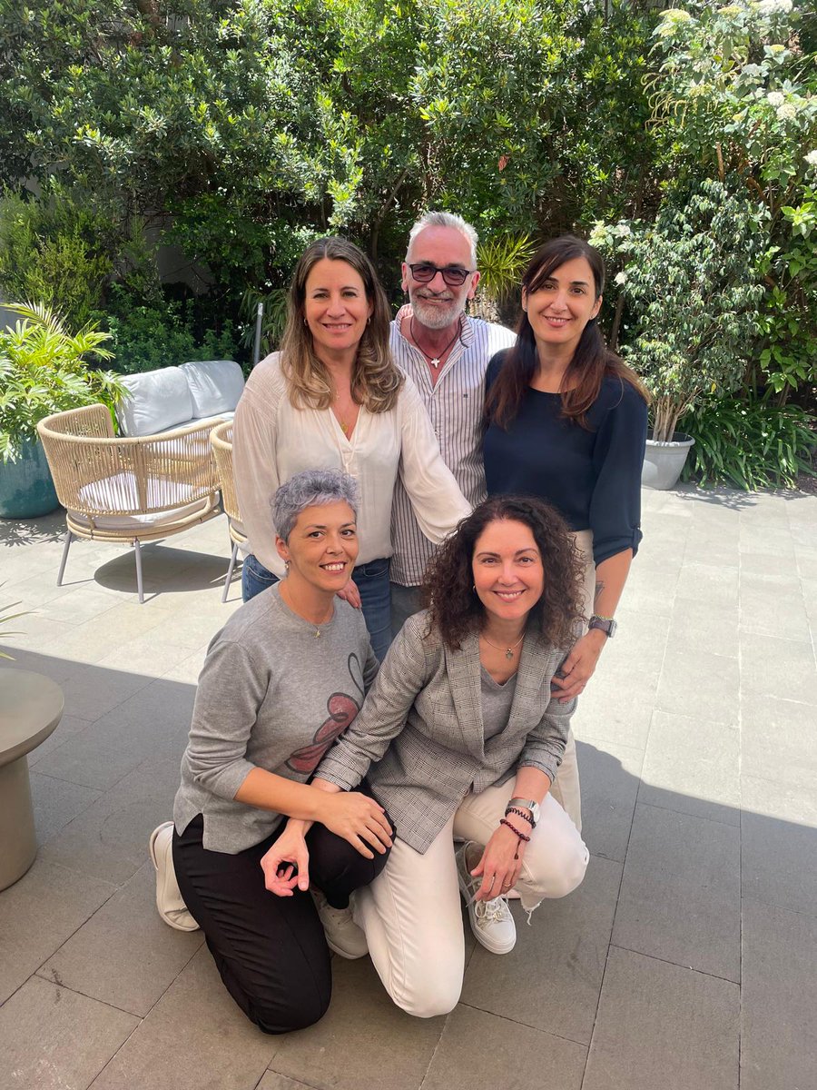 Este fin de semana en la XXX REUNIÓN DE LA SOCIEDAD CANARIA DE REUMATÓLOGIA, Mesa de Enfermería con ponencias de <a href="/TerceroAmparo/">AmparoMolinaTercero</a> y <a href="/anabeltenerife/">Ana Isabel Rodriguez</a>.