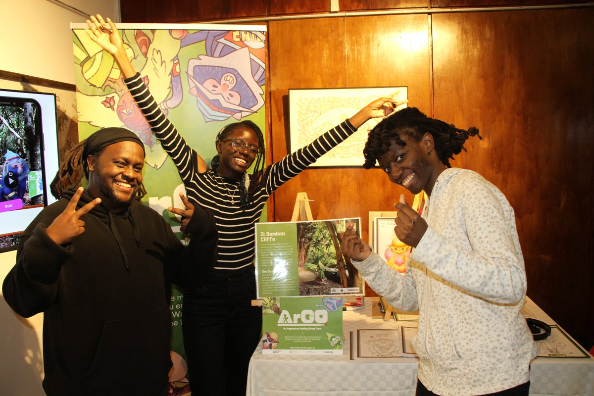 Fallohide tweet media