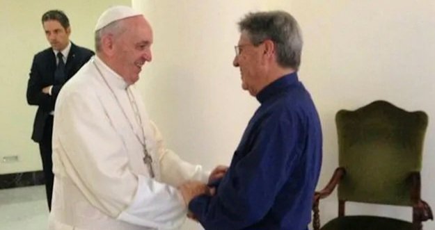 🐎 EL Cura Burrero que anticipó que Jorge Bergoglio sería Papa.  

Lee la historia abajo⬇️

 dguima.blogspot.com/2025/04/notici…

#papa #Francisco #River #Boca #turf #vaticano #Franciscus <a href="/todonoticias/">TN - Todo Noticias</a> <a href="/LANACION/">LA NACION</a> <a href="/AmericaTV/">América TV</a> <a href="/AmericaNoticias/">#AméricaNoticias - EdiciónCentral</a>
