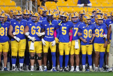 Nicholas “Nick” Howard 26’ (@nickhoward0070) on Twitter photo After a great conversation with <a href="/CoachDarveau/">Jeremy Darveau</a>, I am #BLESSED to receive an offer from Pitt!!! <a href="/OilerRecruiting/">Pearland Oilers Football Recruiting</a> <a href="/CoachGotte/">Coach Gotte</a> <a href="/Pitt_FB/">Pitt Football</a> After a great conversation with <a href="/CoachDarveau/">Jeremy Darveau</a>, I am #BLESSED to receive an offer from Pitt!!! <a href="/OilerRecruiting/">Pearland Oilers Football Recruiting</a> <a href="/CoachGotte/">Coach Gotte</a> <a href="/Pitt_FB/">Pitt Football</a>