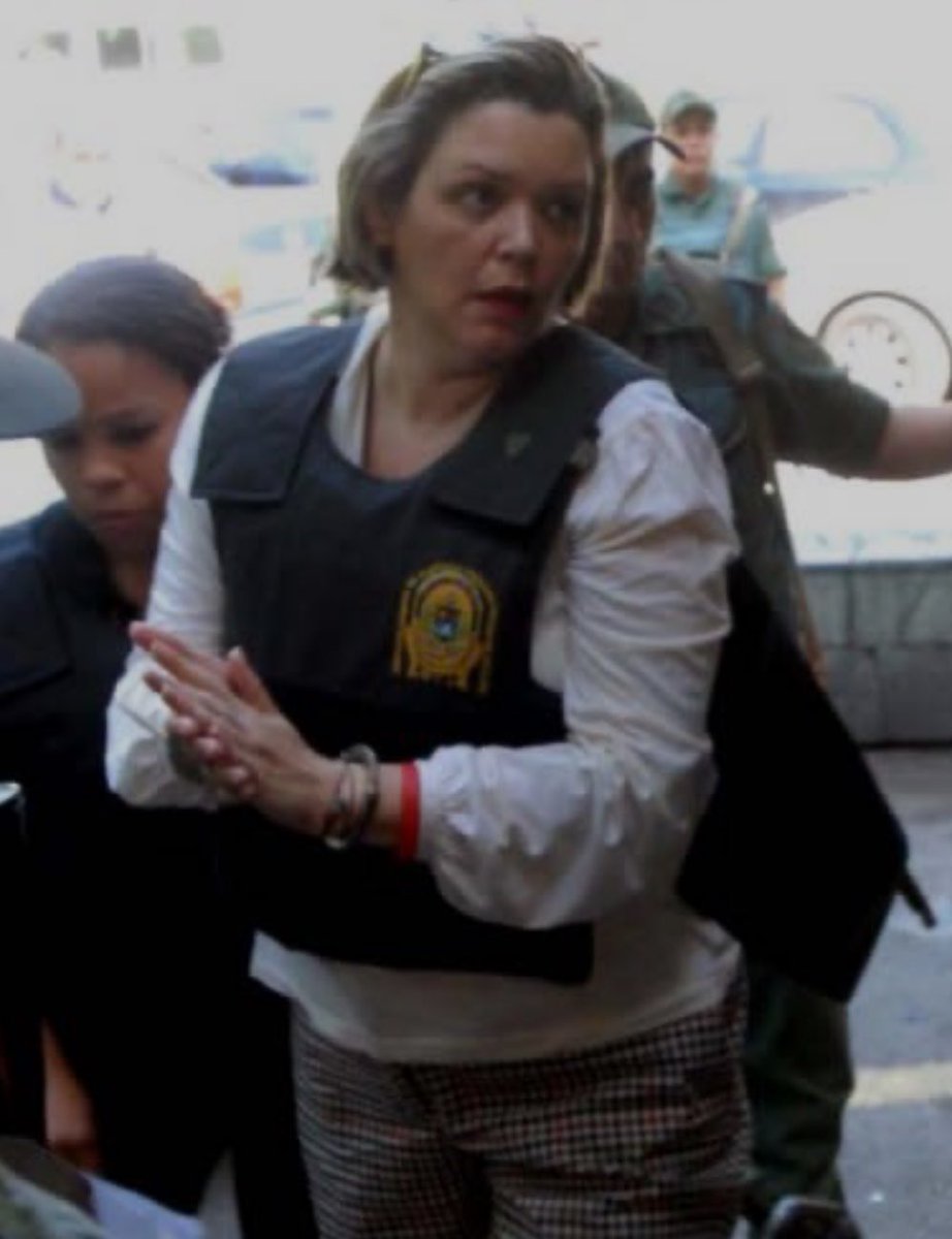 José AMALIO Graterol (@joseagraterol) on Twitter photo Sabían que la detención arbitraria de la juez María Lourdes Afiuni <a href="/mariafiuni/">Maria Lourdes Afiuni⚖️</a> , seguida de su tortura y violación, fue parte de una maniobra política ordenada por Hugo Chávez para destruir la autonomía e independencia del Poder Judicial en Venezuela? Esta operación marcó el Sabían que la detención arbitraria de la juez María Lourdes Afiuni <a href="/mariafiuni/">Maria Lourdes Afiuni⚖️</a> , seguida de su tortura y violación, fue parte de una maniobra política ordenada por Hugo Chávez para destruir la autonomía e independencia del Poder Judicial en Venezuela? Esta operación marcó el
