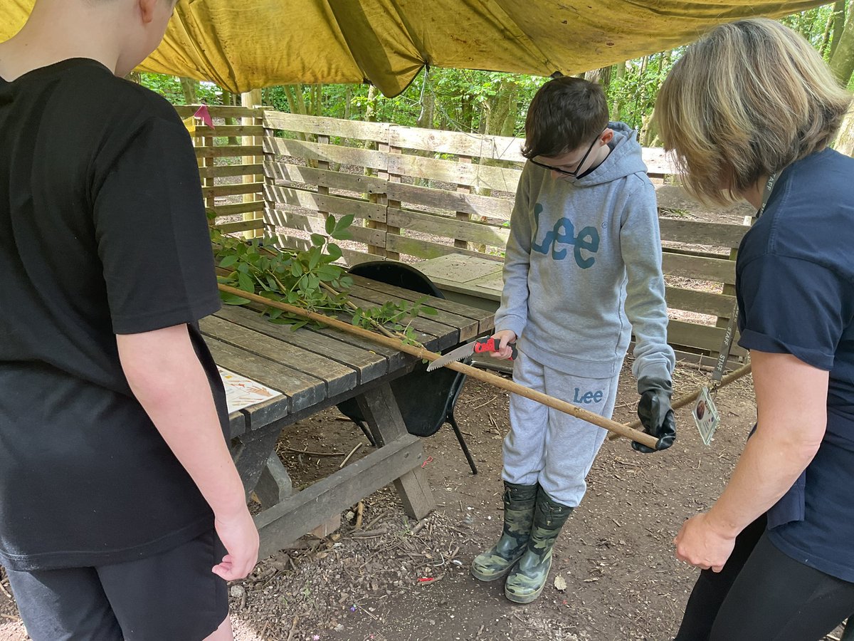 Class 5 <a href="/StJohnVianneySc/">St John Vianney School</a> had a great time at Forest school today.  Learning about different types of trees + what items we can make. We cut our own branches , trimmed + whittled them &amp; made our own brushes ! <a href="/CAFTcharity/">CAFT</a> #outdoorlearning
