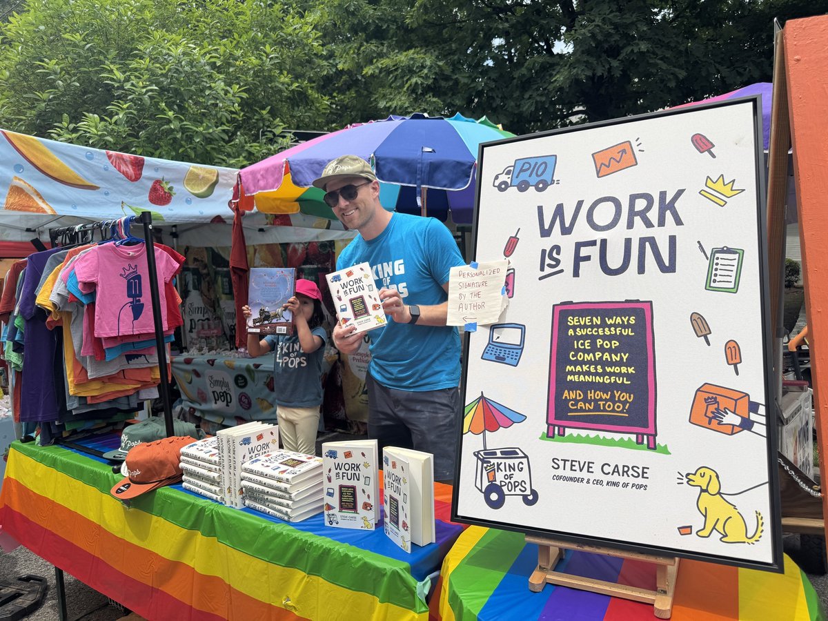 steven_carse's tweet image. Worked my first festival selling books instead of pops. Was dreading it — slower, weirder, way more personal. But real convos, old memories, and Leigh by my side made it unforgettable. 🧡 Give your people ways to show they believe in you. #WorkIsFun