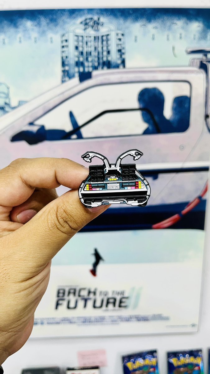 Un pin no es solo un accesorio, ¡es una forma de decirle al mundo quién eres!
Encuentra el tuyo en Tatooine Tienda Geek.

📍 Zempoala 5, Col. Los Ángeles, Xalapa
🕚 Lunes a sábado, 11 a.m. a 8pm

#jojos #perritos #labubus #delorean #pines #retro #xalapa