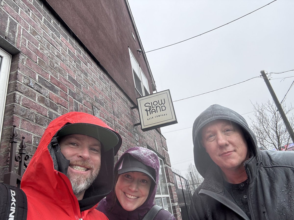 craftbrewjester's tweet photo. Brewstop #47 on the #QuestToBreak95 of #brewquest2025 last hoorah for this location of #slowhand yup they just moved!didn’t hear?they are now down the street teamed up w/ @boomboxbrewing & #Temporal brewing under the marquee #threefoldbeer the last time I was here it was #doans https://t.co/sqpTDe85UO