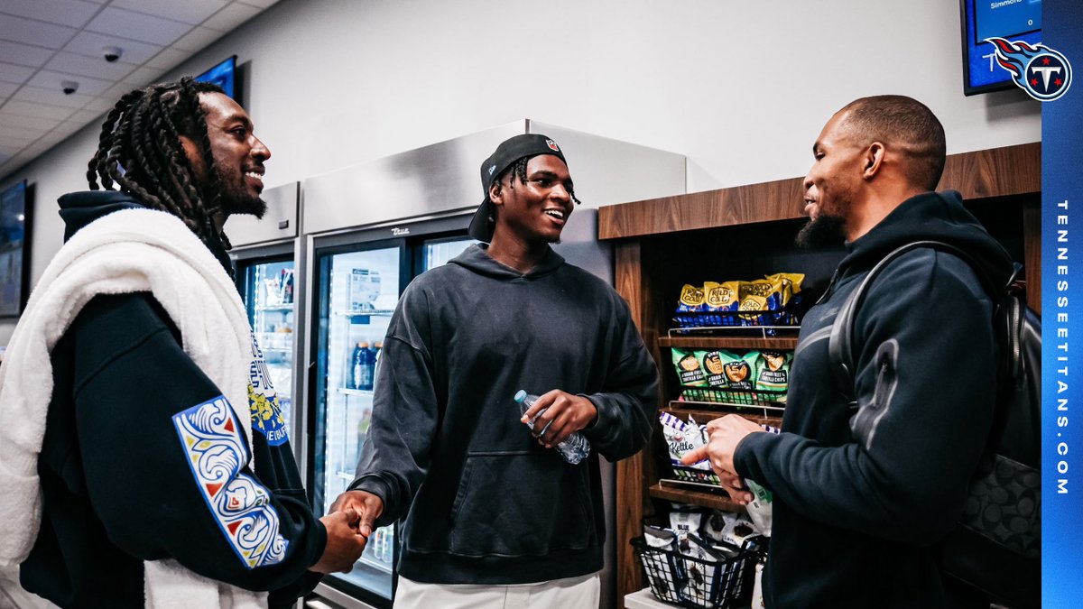 Jim Wyatt (@jwyattsports) on Twitter photo "He knows that stepping into an NFL locker room, he's going to have to earn the respect of everybody in that locker room."
<a href="/Titans/">Tennessee Titans</a> already loving <a href="/Cameron7Ward/">Cameron Ward</a>'s leadership qualities in first few days on the job.
READ bit.ly/4jSLMgE "He knows that stepping into an NFL locker room, he's going to have to earn the respect of everybody in that locker room."
<a href="/Titans/">Tennessee Titans</a> already loving <a href="/Cameron7Ward/">Cameron Ward</a>'s leadership qualities in first few days on the job.
READ bit.ly/4jSLMgE