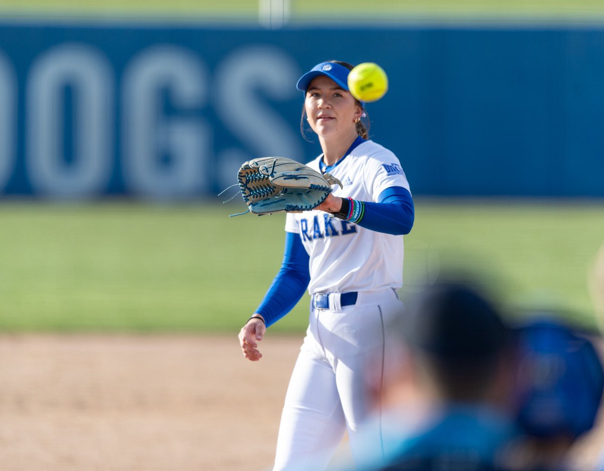 Senior Appreciation Week! 

#3 Molly Hoekstra 
Carlisle,IA ➡️ Des Moines, IA

Thank you for being a bulldog! 💙🐶