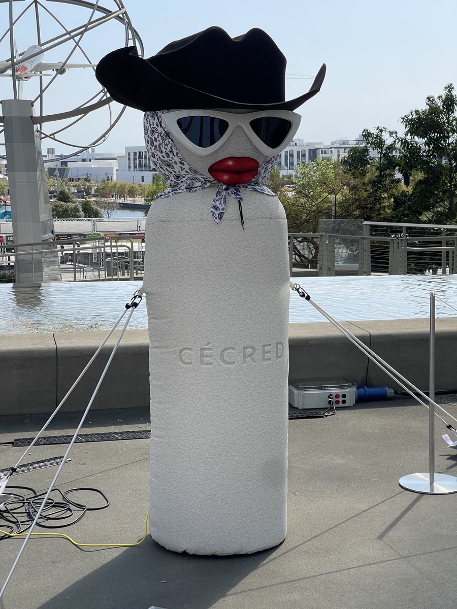 #CÉCRED spotted at the SoFi Stadium! 

📸 <a href="/__Onixivy_/">onii ☆▷</a>