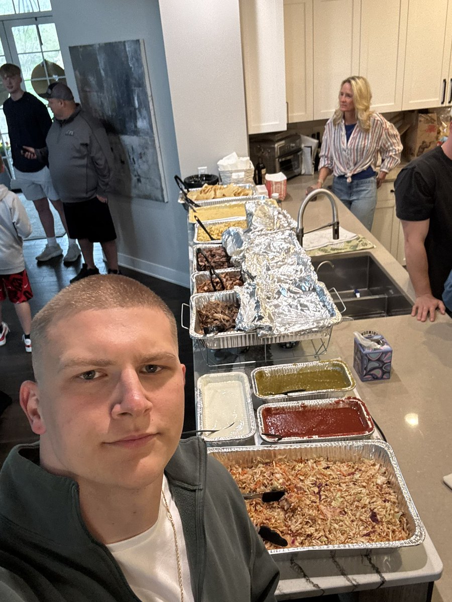 Ty Robinson (@t_rob99) on Twitter photo Shoutout to Muchachos for helping make my draft party even more special!!! Iโd like to thank <a href="/nmaestas/">Nick Maestas</a> for all his support to Husker Football and taking care of their players along with everything he does for the Lincoln community! #GBR #FlyEaglesFly Shoutout to Muchachos for helping make my draft party even more special!!! Iโd like to thank <a href="/nmaestas/">Nick Maestas</a> for all his support to Husker Football and taking care of their players along with everything he does for the Lincoln community! #GBR #FlyEaglesFly