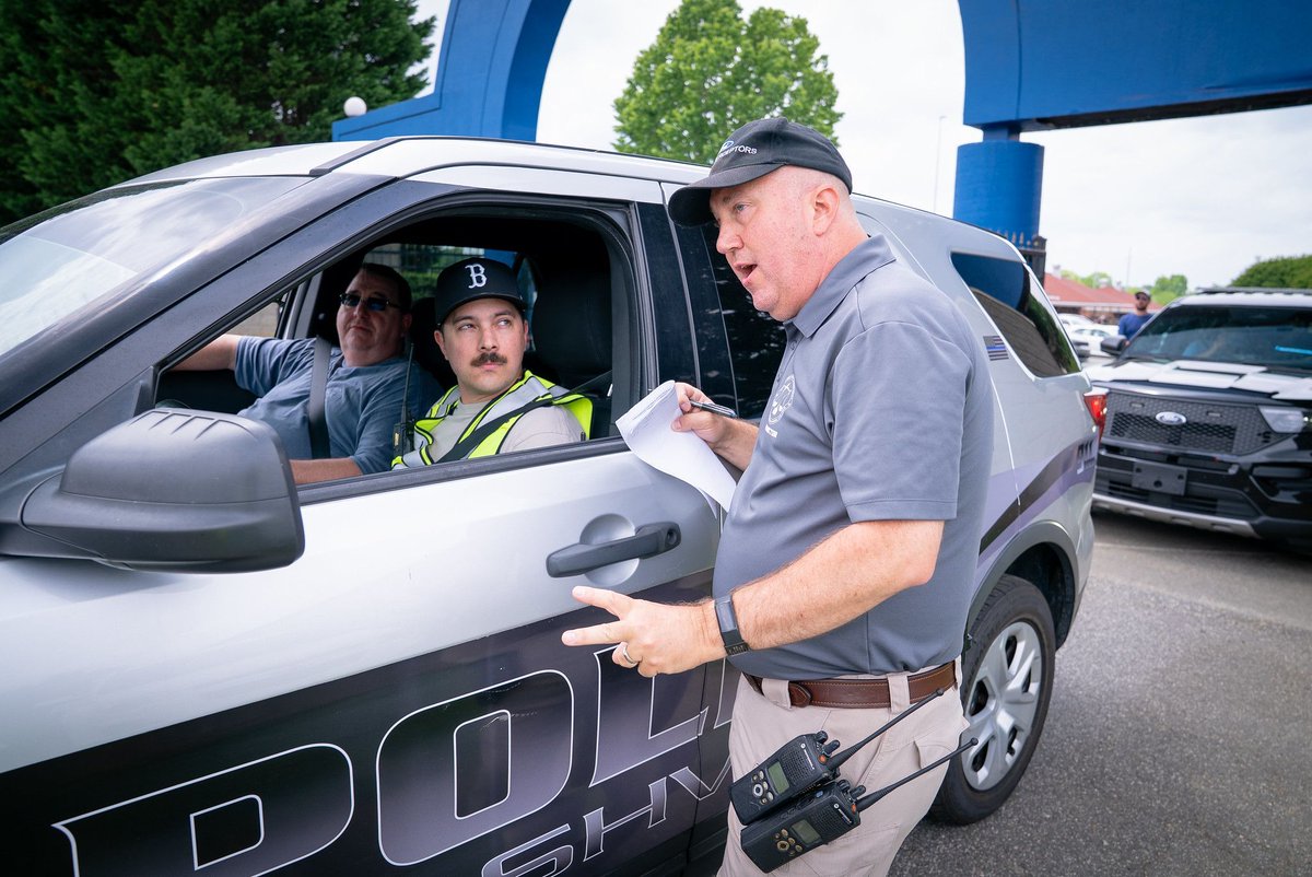 NCLeague's tweet photo. 🚓 🚨 The League's Shield Services team hosted its police driving training in Winston-Salem last week! Police officers across the state participated in a two-day classroom and racecourse learning experience. 👨‍🏫🏎️   https://t.co/kWiPO0l4i3 https://t.co/LAinrUeyZB