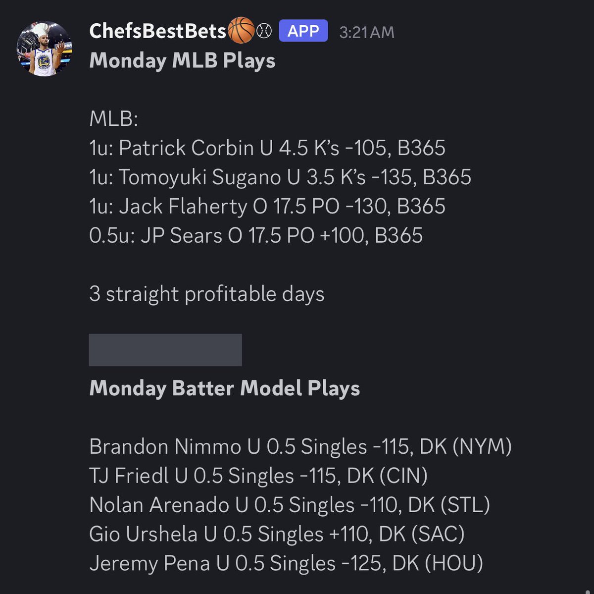 RobbinPicks tweet picture
