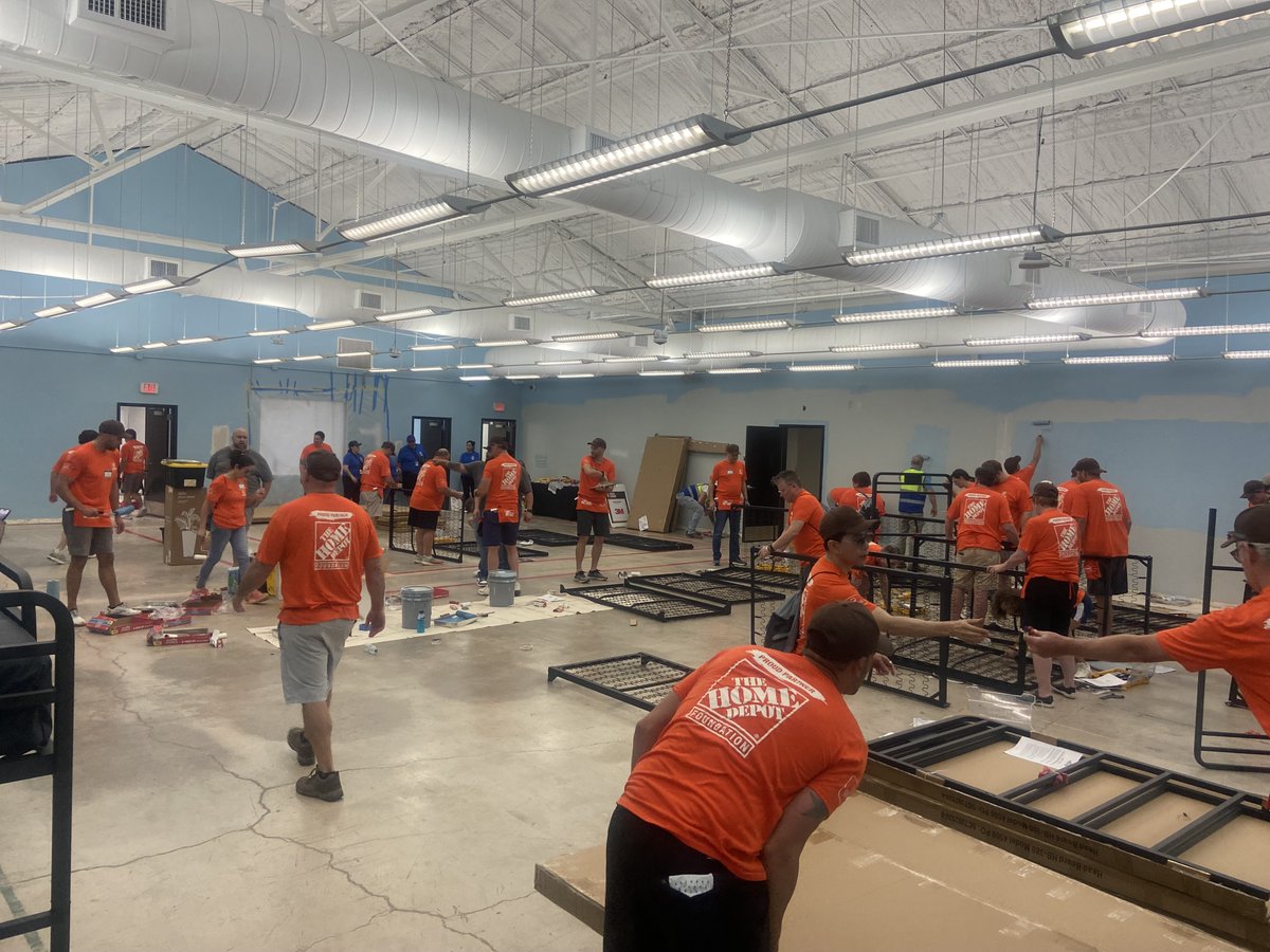 Giving back is better together. We appreciate @samsungus, @Ivytiles, @nienmadeusa, <a href="/CustomBldgProd/">Custom Building Prod</a>, <a href="/BehrPaint/">BEHR Paint</a> and #feitelectriclighting for joining #TeamDepot in San Antonio to improve community and resident spaces at <a href="/HavenForHope/">Haven for Hope</a>.