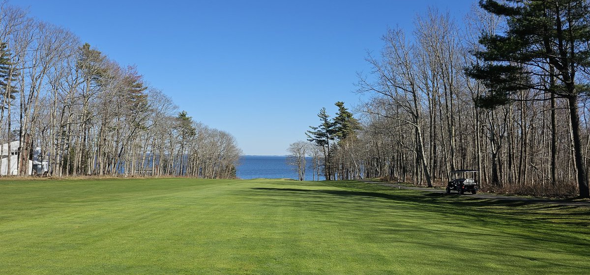 turfmonkeyboy's tweet photo. Lot of eye candy here at Samoset but definitely not a Ross. When I sheepishly brought it up. They said we never said it was. #wrongagainreilly
Super Chris Barnicoat doing a great job with the property. Happy to be on board. Every revolution starts with a whisper. https://t.co/WflpRin9uF