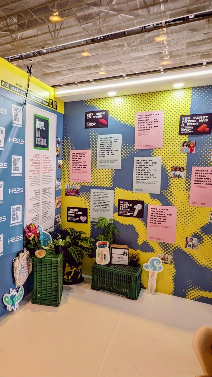 Buenas buenas, Bogotá! We're at the Harm Reduction International Conference (#HR25) to spread the love &amp; spark connections... Aaand we also have some beautiful goodies for you, so come say hi!!!

'War on drugs'? = War on US

#SupportDontPunish 💚