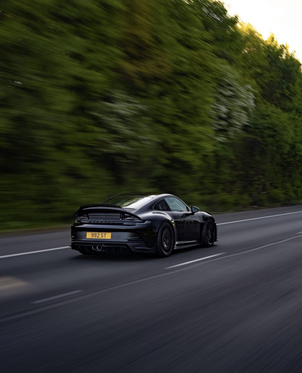 SimondeasSimon's tweet photo. JCR 992 S/T
It sounds as good as it looks π€π₯
#JCRPorsche #992ST #Porsche911 #SundayScramble #BicesterMotion https://t.co/uc4GNTSrU5