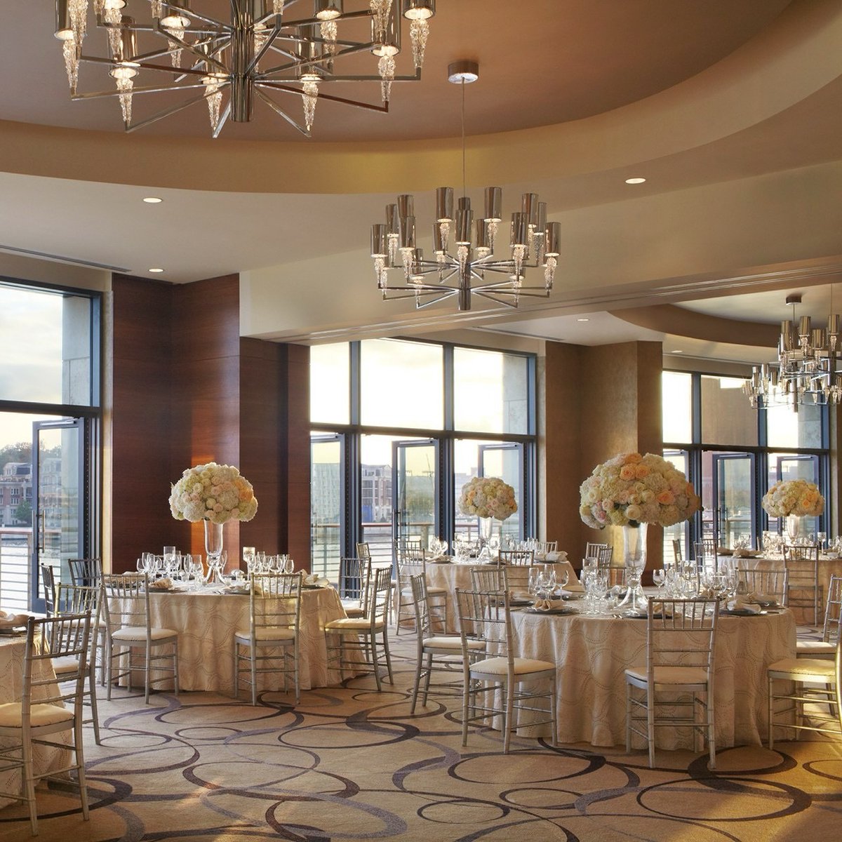 Four Seasons Hotel Baltimore tweet media