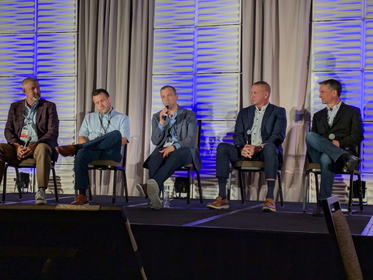 We’re having a great time here at #DMSC! 

A big thank you to everyone who attended our session yesterday, during which we shared real dealer wins achieved by leveraging our daily defection data. 

If you’re here, be sure to stop by our booth to learn more about defection data!