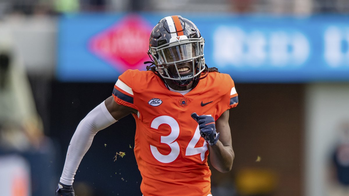 “I can’t let it win.”

Donovan Johnson, a #UVa alum, is in a fight against cancer after being diagnosed with Acute Myeloid Leukemia recently. He has a positive attitude, though, and appreciative of how the Hoos are rallying around him.

dailyprogress.com/sports/college…