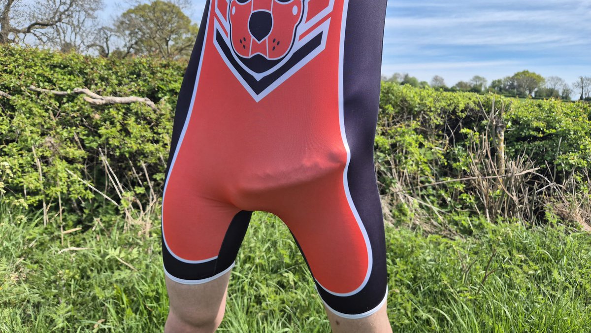 Pup Axton tweet media