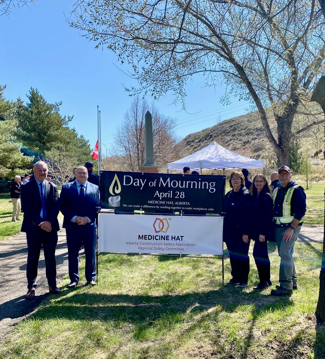 Medicine Hat Construction Association tweet media