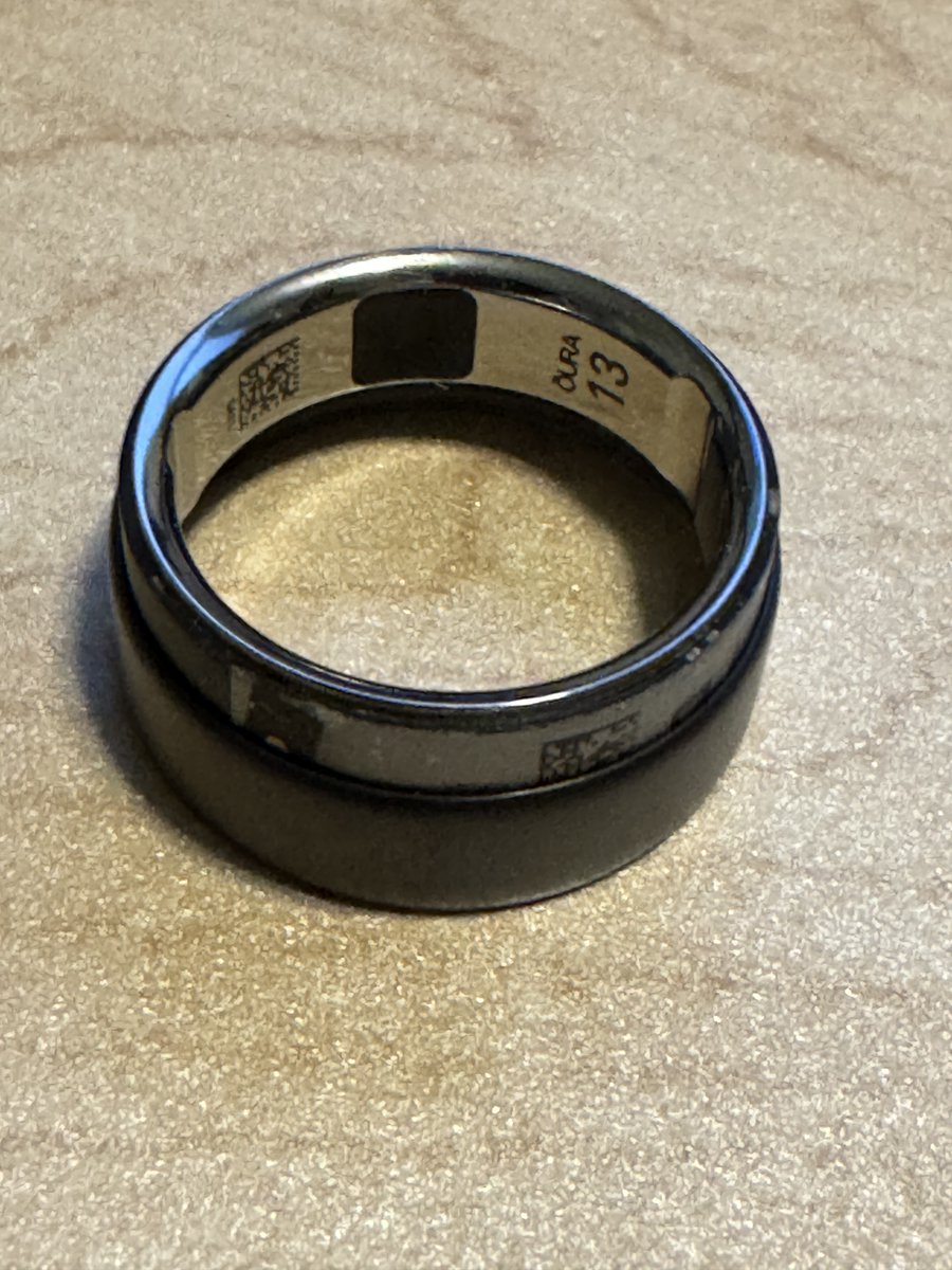 wadekoehler's tweet photo. hey @ouraring think you can help me out with this broken ring since your pathetic "email only" help desk hasn't been able to actually help in 6 days?? 1 email every other day ISN'T customer service. https://t.co/t9MFgFHdlB