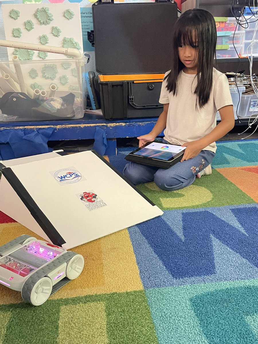 GraceLearning's tweet image. Robotics 🤖&amp;amp; STEM 👩🏻‍🔬fun with @ChandlersChamps @NatcherElem