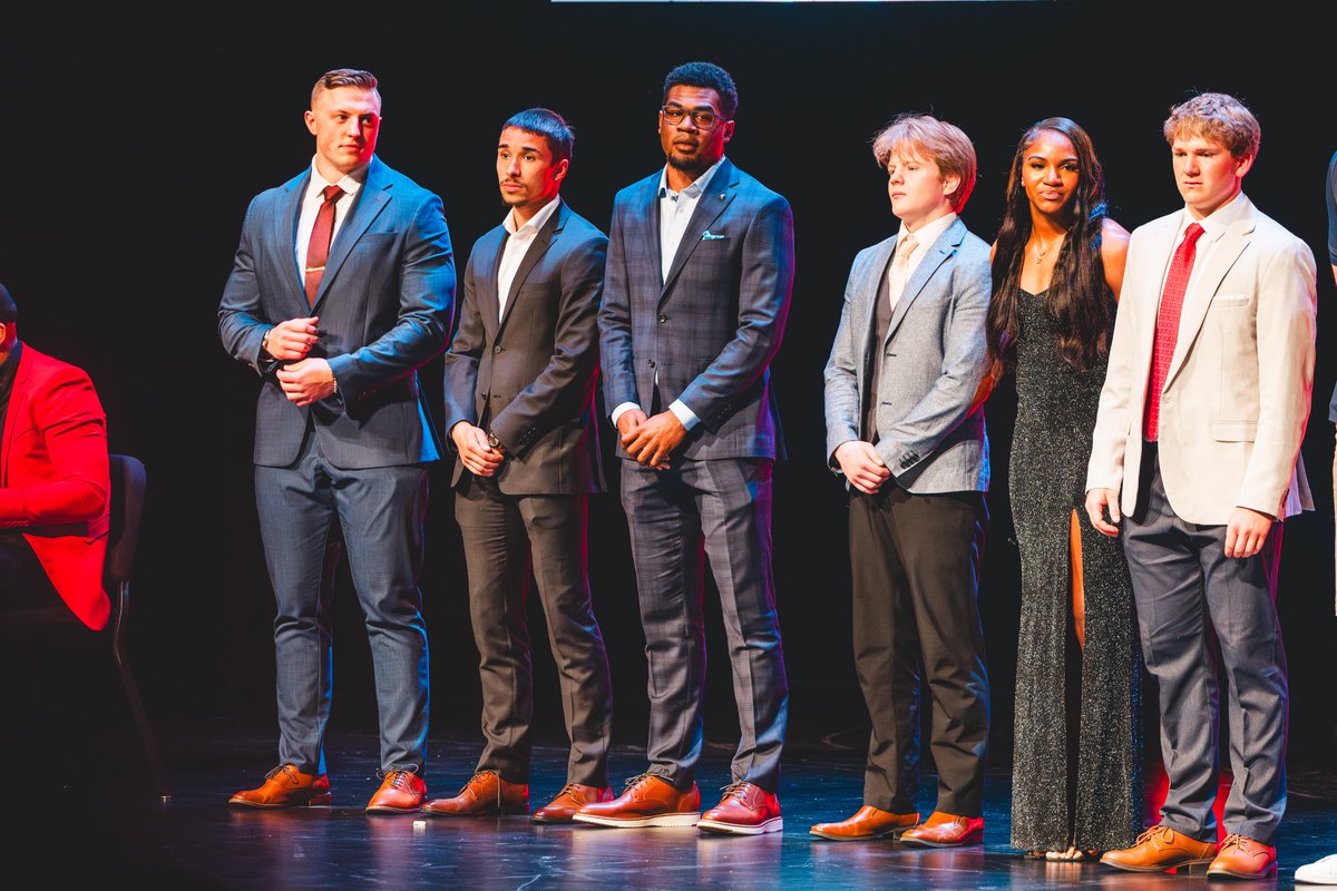 Servant leader. 

<a href="/JeffreyGraceII1/">Jeffrey Grace III</a> | Sam Foltz 27 Hero Leadership Award