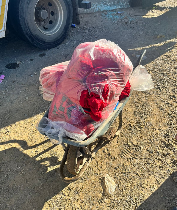 matumba_anthony's tweet image. The primary job of Floy Shivambu in the EFF was to blow away inputs by other leaders in meetings. He was the official opposition of fellow leaders in the CCT. That is why the EFF is fighting effectively in parliament and outside parliament ever since he left with his friend.…