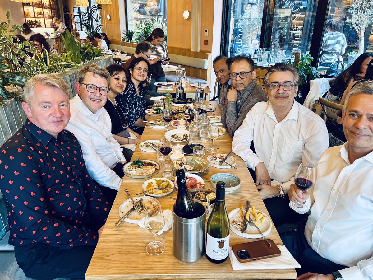 Aiman Haider (@aimhaider) on Twitter photo A brilliant wrap up to day one at the advanced prostate course. <a href="/MuraliV72899596/">Murali Varma</a> <a href="/AshishC97225686/">Ashish.Chandra</a> <a href="/pgopinathpg/">Preethi Gopinath</a> <a href="/rajalbshah/">Rajal B Shah</a> <a href="/daniel_berney/">Daniel Berney</a> A brilliant wrap up to day one at the advanced prostate course. <a href="/MuraliV72899596/">Murali Varma</a> <a href="/AshishC97225686/">Ashish.Chandra</a> <a href="/pgopinathpg/">Preethi Gopinath</a> <a href="/rajalbshah/">Rajal B Shah</a> <a href="/daniel_berney/">Daniel Berney</a>