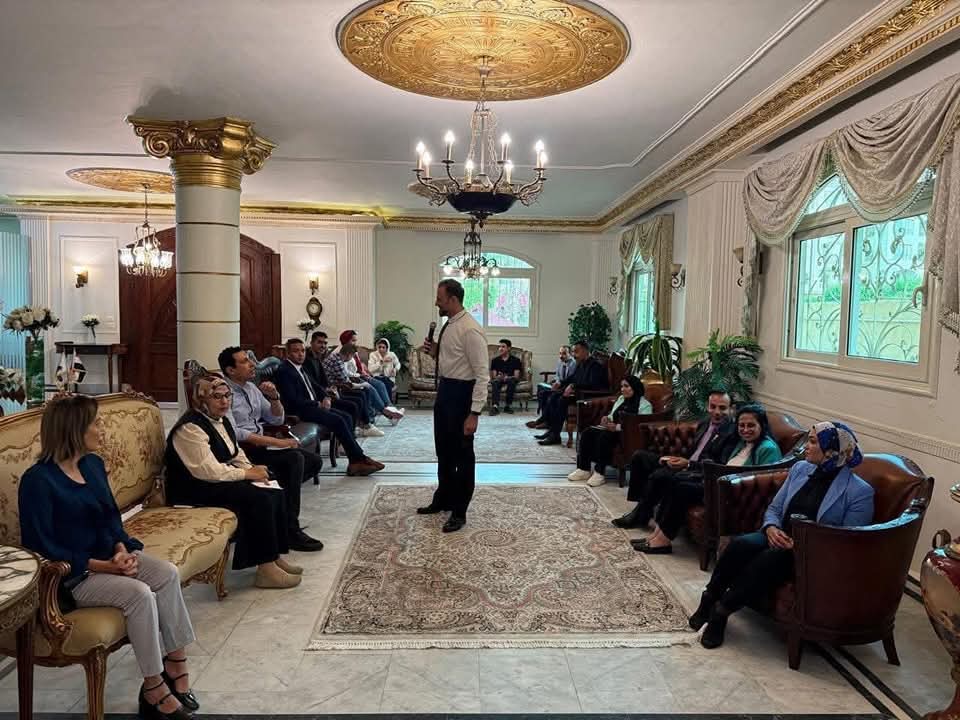 التنسيقية تطلق سادس جولات برنامج  "بناء قدرات شباب الأحزاب" بتدريب أعضاء "مصر أكتوبر"
 #تنسيقية_شباب_الأحزاب_والسياسيين 
#سياسة_بمفهوم_جديد 
facebook.com/share/p/1HRPbm…