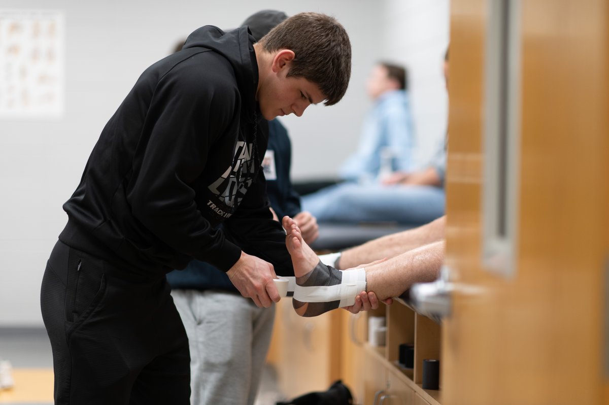 𝟏𝟎𝟎% of Kinesiology students from Dordt University’s class of 2025 who applied to PT school were accepted into one of their top-choice programs!