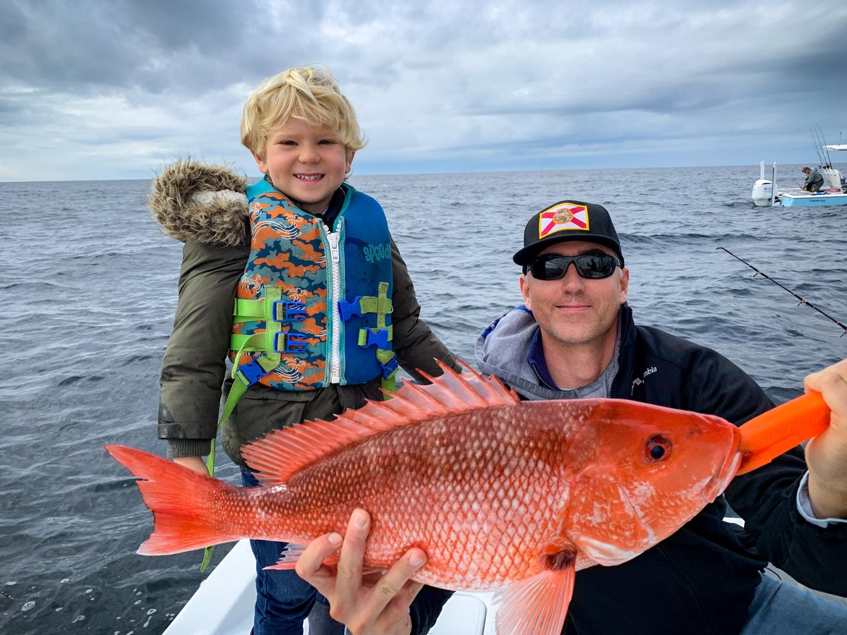 Our @GovRonDesantis just announced this year’s record-breaking Gulf recreational red snapper season will be 126 days long!  More info. on the additional fall dates: bit.ly/2025_GulfRedSn…