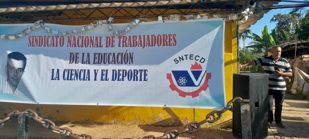 OrberaNiurka's tweet photo. ETTMES, empresa de transporte del MES, recibe la condición de Vanguardia Nacional.
@UlisesGuilarte 
#1Mayo 
#PorCubaJuntosCreamos https://t.co/od7P5WYcfi