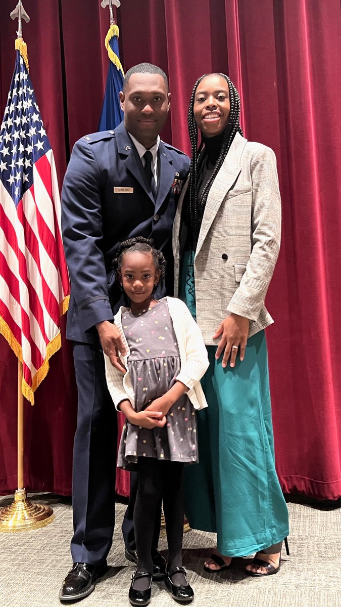 Team_Tinker's tweet image. April is the #MonthoftheMilitaryChild, honoring military children’s resilience, strength and sacrifices.

Read about Alina’s journey: tinker.af.mil/News/Article-D…

#TeamTinker #TinkerStrong #MissionMonday