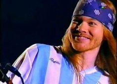 Do you think AXL ever looks at his videos and wonders what was happening on this day?
Probably not😏