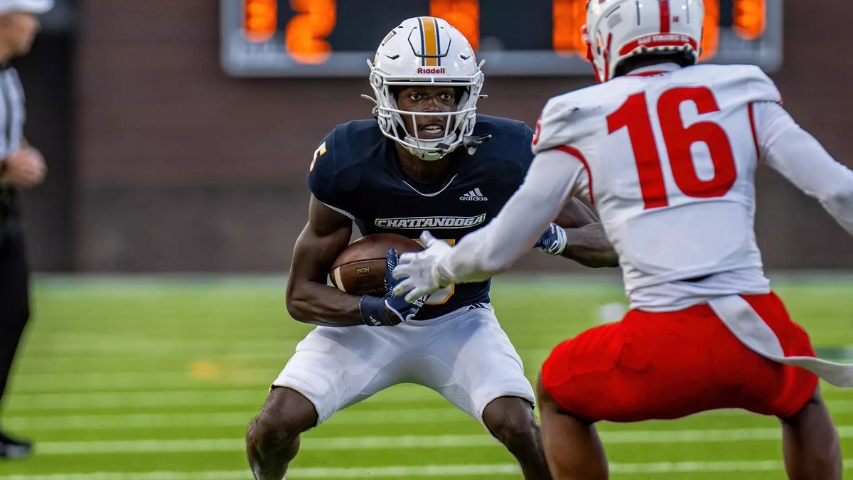 Chattanooga wide receiver transfer Chris Domercant has signed with UCF, <a href="/chris_hummer/">Chris Hummer</a> and I have learned for @cbssports/<a href="/247Sports/">247Sports</a>.

Had 36 catches, 640 yards and an average of 17.8 yards per catch last year. Had received several P4 offers since entering the portal.