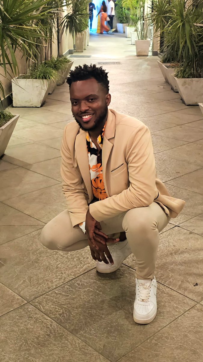 youroxytocin1's tweet photo. In my Channel Orange 🍊 era 😊🧡🪐. Thank you for the kind birthday wishes over the weekend #TaurusTakeOver https://t.co/slo8trhP3j