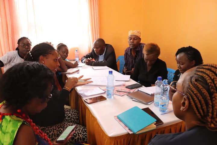 BetterlivesKe's tweet photo. Our CEO taking part in a forum conducted by St. Martin CSA. The session focused on homegrown solutions to community challenges and funding alternatives following the dwindling funding options.
#SustainableDevelopment #LocalSolutions #LocalResources https://t.co/w0BHNdc1gF