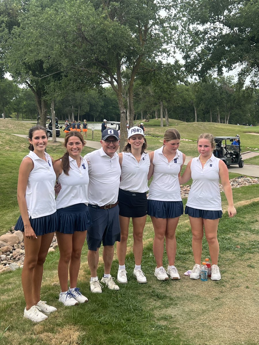 Both teams moving on to the State Championship next week! The guys took home the Regional trophy &amp; Girls finished 3rd. #PTF golf led by 5 all regional players: <a href="/ChloeHiley4/">Chloe Hiley</a> <a href="/BraxtonBauer3/">Braxton Bauer</a> <a href="/charlie_dial/">Charlie Dial</a> <a href="/Blake_schimmels/">Blake</a> <a href="/ColtH253588/">Colt. H</a> Go finish it! <a href="/CoachBeck_PTF/">Coach Aaron Beck</a> <a href="/PTFAthletics/">All Saints' Athletes</a>